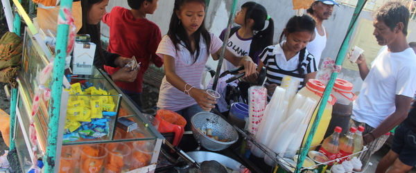 philippines-street-food-vendor